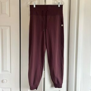 Vuori Maroon Daily Joggers - Breathe Interlock